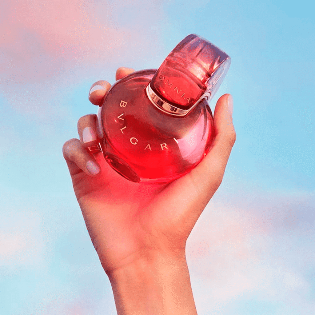 Omnia Coral Bvlgari: A Essência Vibrante do Verão