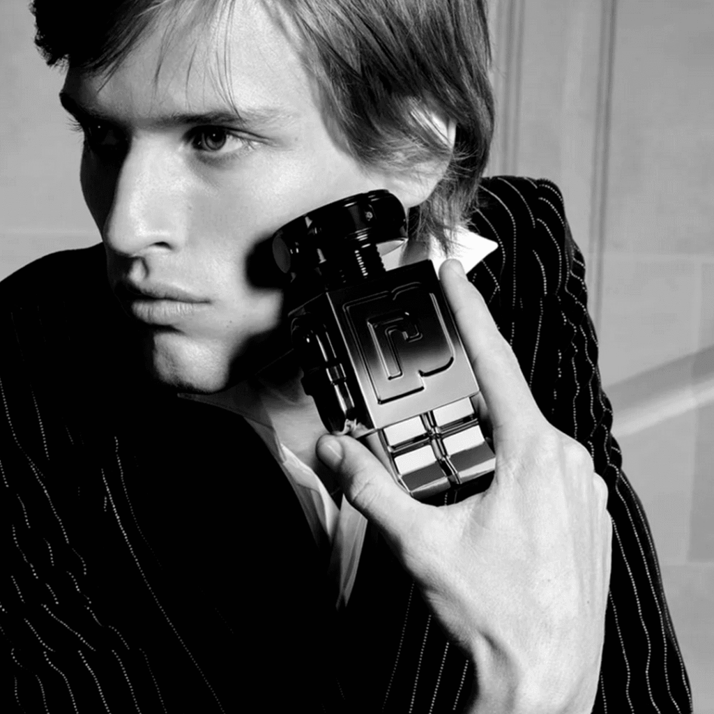Phantom Elixir Rabanne: Intensidade das Noites de Rock and Roll