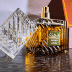Frasco de Khamrah Qahwa Lattafa Eau de Parfum 100ml