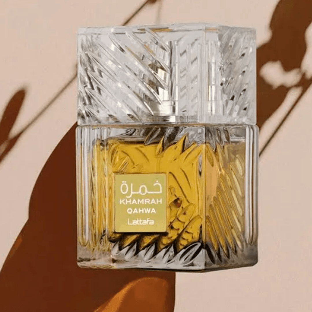 Frasco de Khamrah Qahwa Lattafa Eau de Parfum 100ml